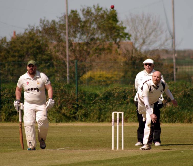 Andrew Miller took wickets for Neyand